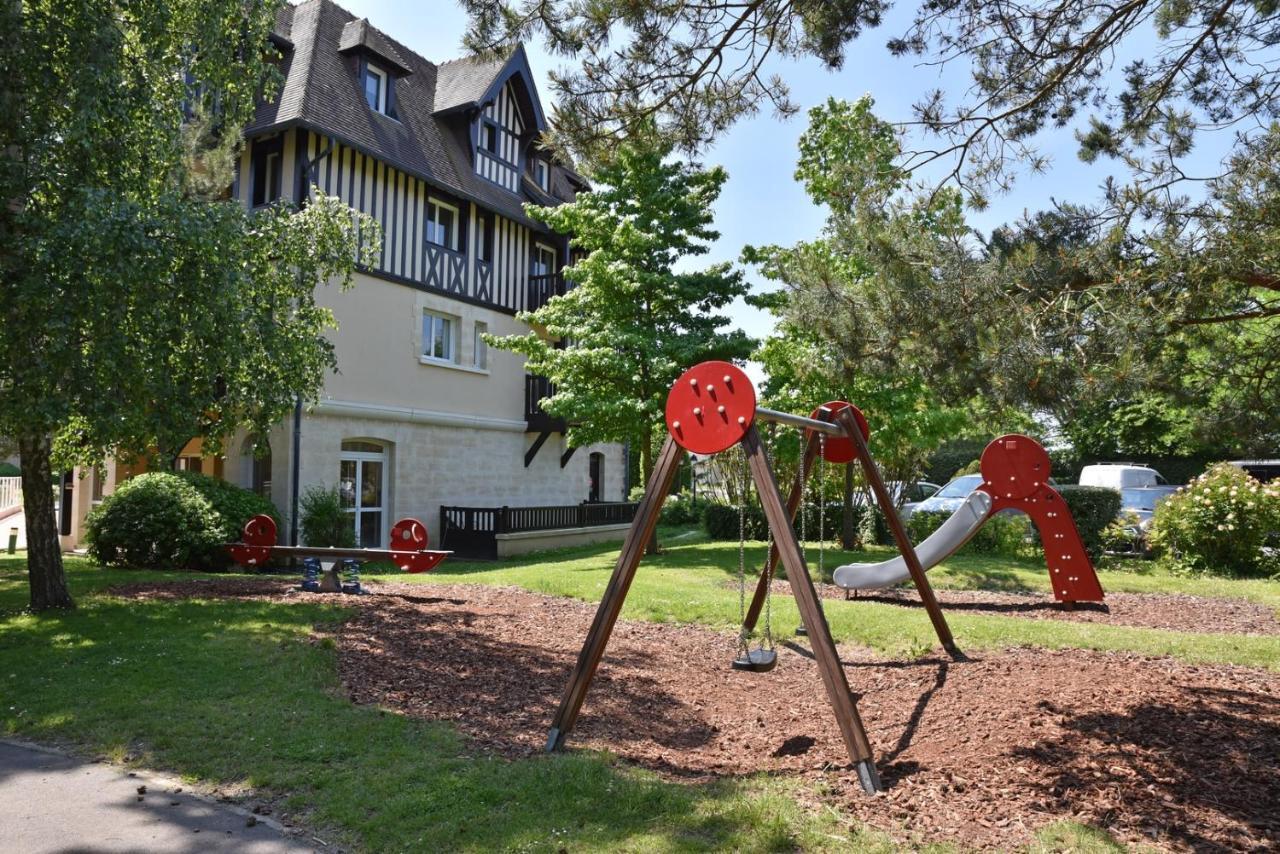 Tres Bel Appartement 8 Personnes Wifi Offert Deauville Eksteriør bilde