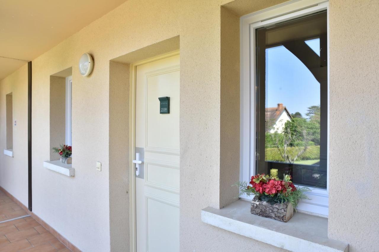 Tres Bel Appartement 8 Personnes Wifi Offert Deauville Eksteriør bilde